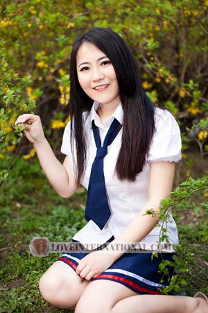 155167 - Huihui Age: 33 - China