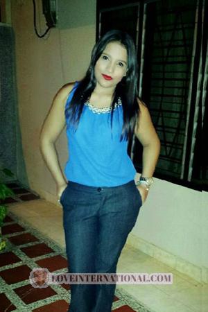 156358 - Andrea Age: 30 - Colombia