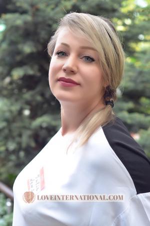 175249 - Yuliya Age: 42 - Ukraine