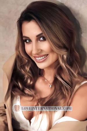 216520 - Nadiia Age: 32 - Ukraine