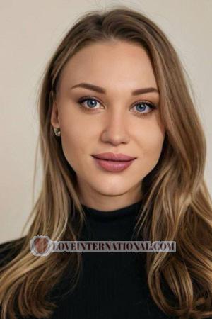 222105 - Ludmyla Age: 24 - Ukraine