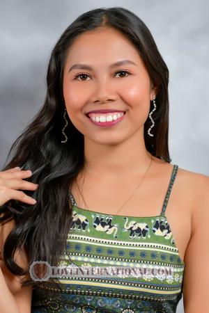 223136 - Lea Age: 26 - Philippines