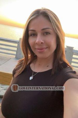226422 - Stephany Age: 37 - Costa Rica